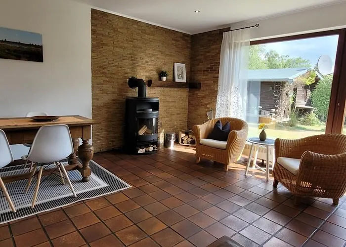 Alzerhoehe Comfortable Vakantiehuis *